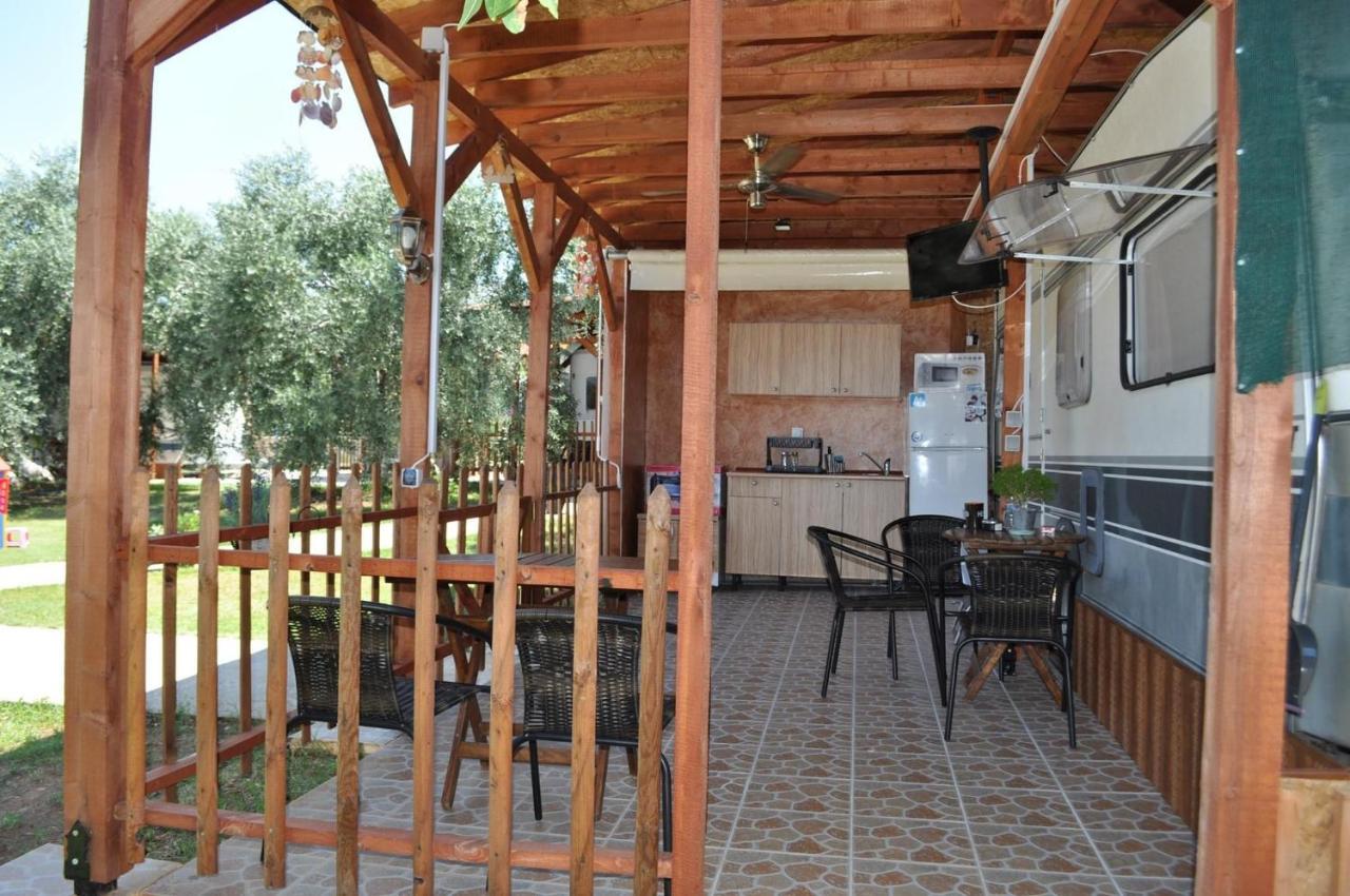 Caravan Rona Skala Kallirakhis Exterior photo